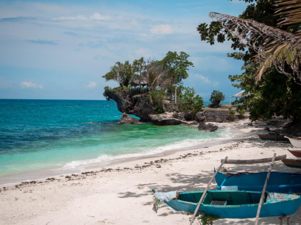 1Peace Beach Resort Anda  Exteriör bild